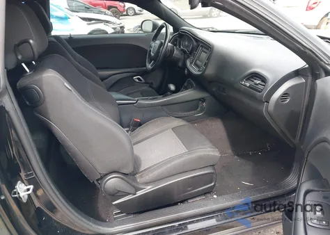 2016 Dodge Challenger Sxt from USA, damaged, VIN 2C3CDZAG9GH200936